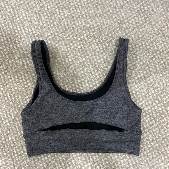 aritzia sports bra - Picture 2 of 2